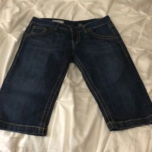 Red Engine knee length shorts/pants